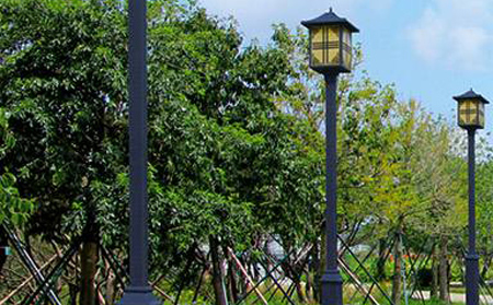 太阳能工业园区庭院灯价格为何差三倍?关键看这几点 太阳能工业园区庭院灯价格为何差三倍?关键看这几点